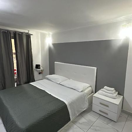 Gradoniroom26 Nápoly Kültér fotó