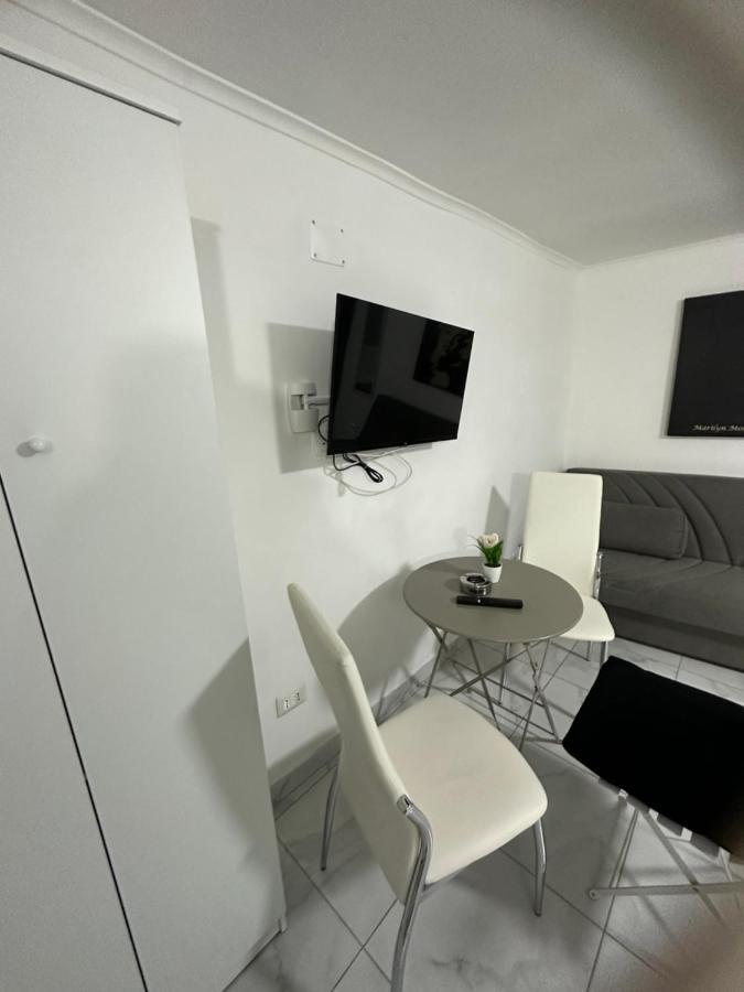 Gradoniroom26 Nápoly Kültér fotó